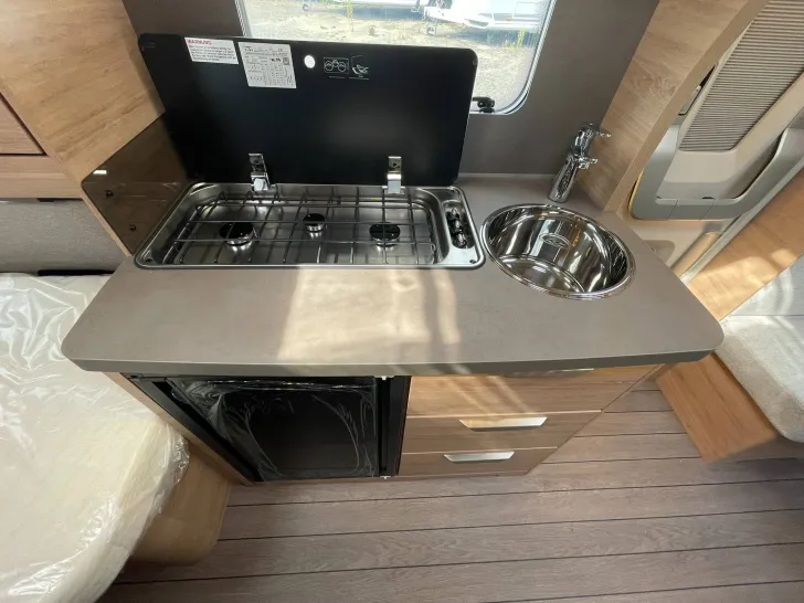 Fahrzeugbild Knaus Südwind 460 EU Black Selection +ABVERKAUF+ #17