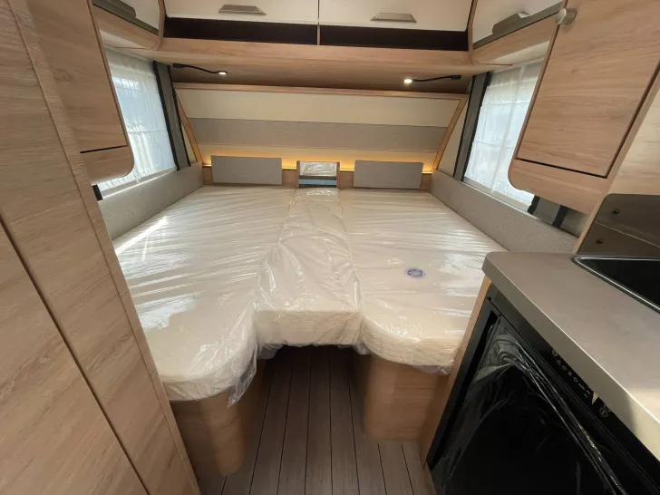 Fahrzeugbild Knaus Südwind 460 EU Black Selection +ABVERKAUF+ #24