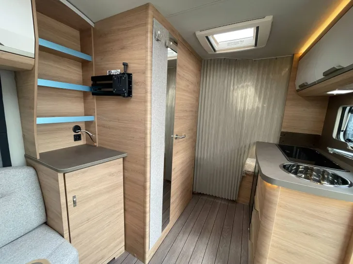 Fahrzeugbild Knaus Südwind 460 EU Black Selection +ABVERKAUF+ #31